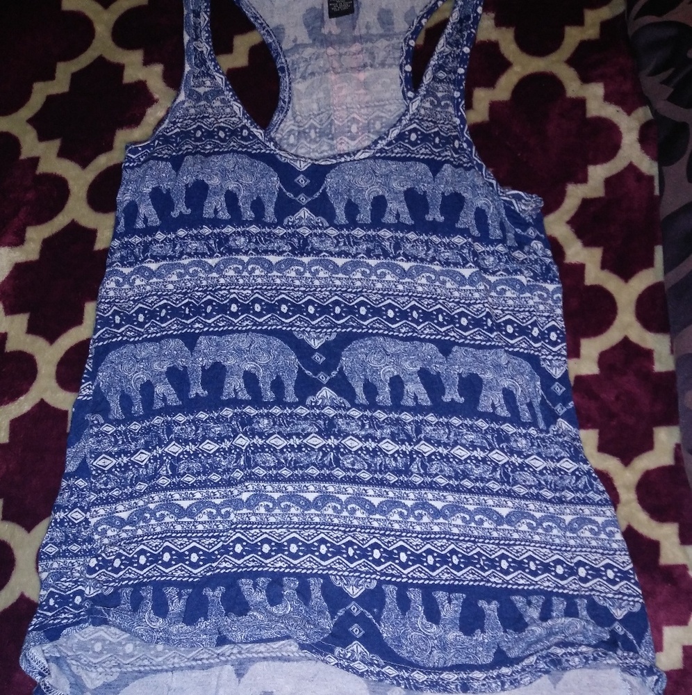 Rue 21 top